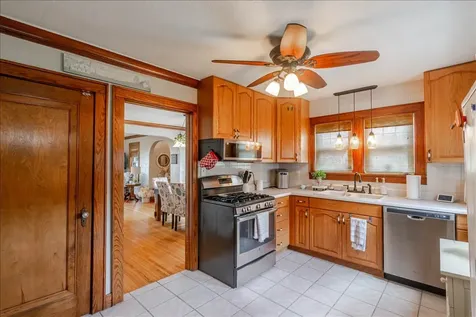 111 Loren Street Washington IL 61571