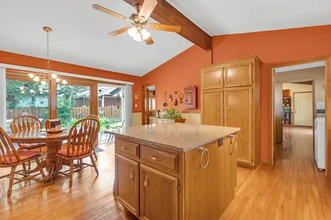 12501 South 74th Avenue Palos Heights IL 60463