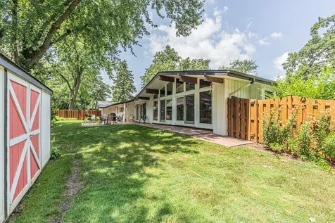 12501 South 74th Avenue Palos Heights IL 60463