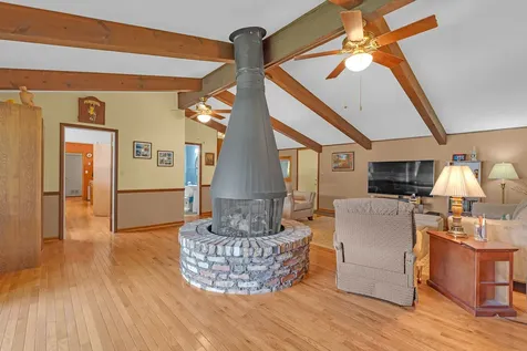 12501 South 74th Avenue Palos Heights IL 60463