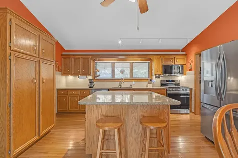 12501 South 74th Avenue Palos Heights IL 60463