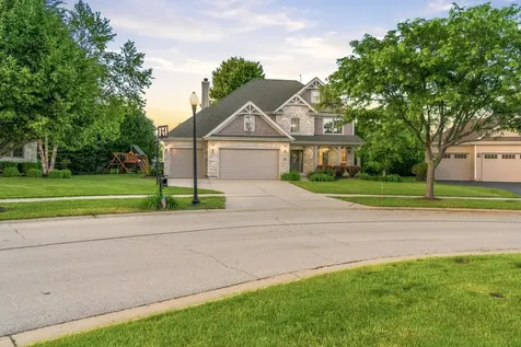 1160 Lakin Avenue Elburn IL 60119
