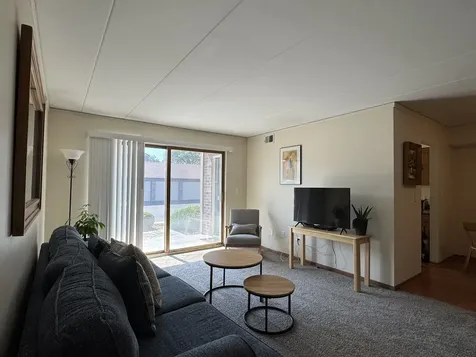 4924 Circle Court Crestwood IL 60418