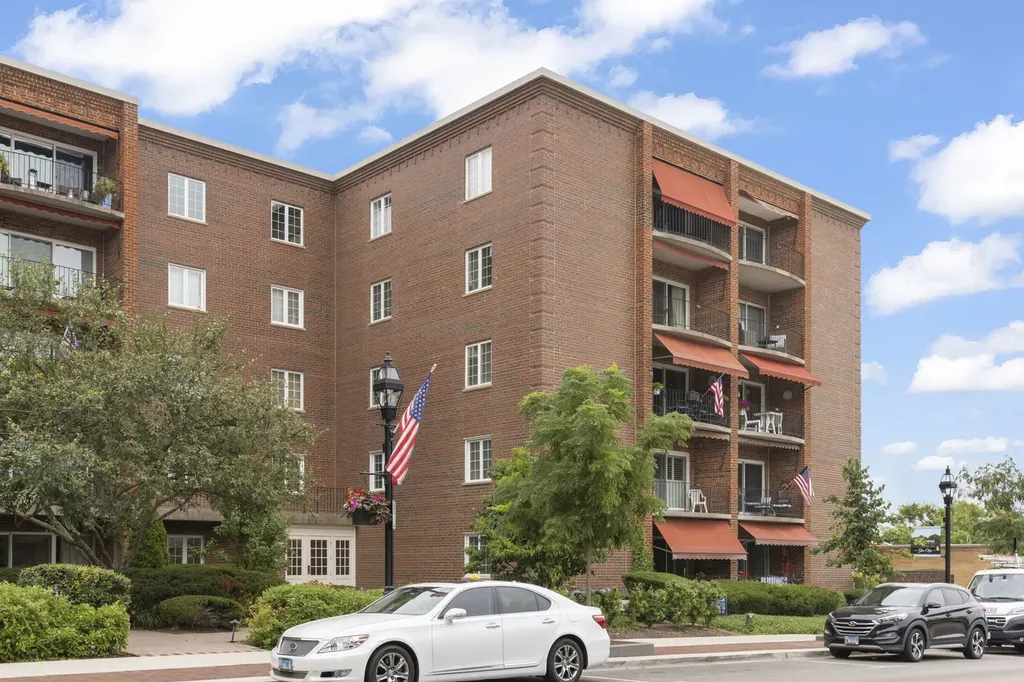 515 North Main Street Glen Ellyn IL 60137