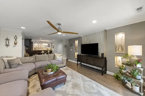 515 North Main Street Glen Ellyn IL 60137