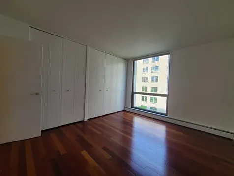 1310 North Ritchie Court Chicago IL 60610