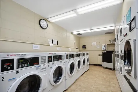 1310 North Ritchie Court Chicago IL 60610