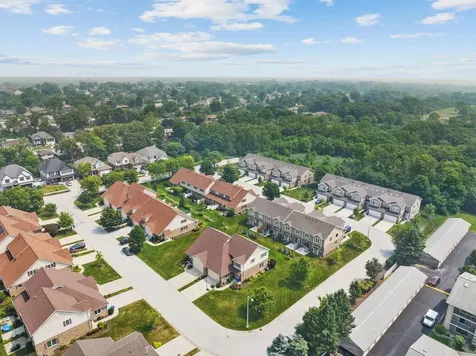 9415 Saratoga Court Hickory Hills IL 60457
