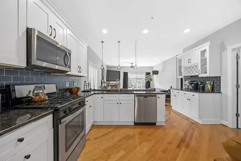 9415 Saratoga Court Hickory Hills IL 60457