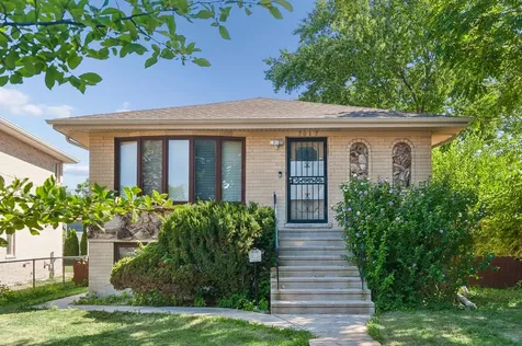 7017 West Jarvis Avenue Niles IL 60714