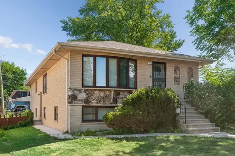 7017 West Jarvis Avenue Niles IL 60714