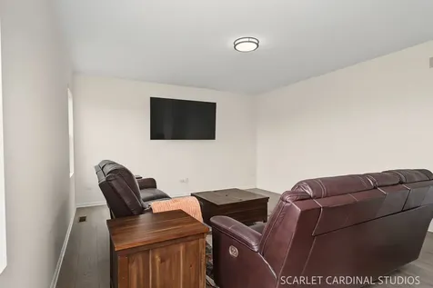 134 Piper Glen Avenue Oswego IL 60543