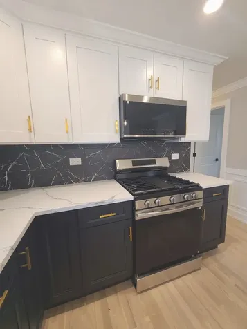 9028 Meade Avenue Oak Lawn IL 60453