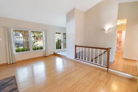645 Stout Court Gurnee IL 60031
