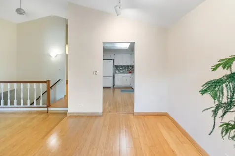 645 Stout Court Gurnee IL 60031