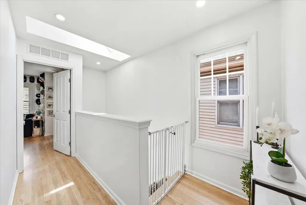 344 West Scott Street Chicago IL 60610