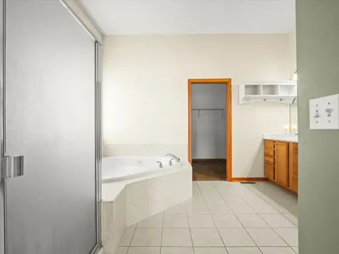3729 Lakeview Drive Winnebago IL 61088