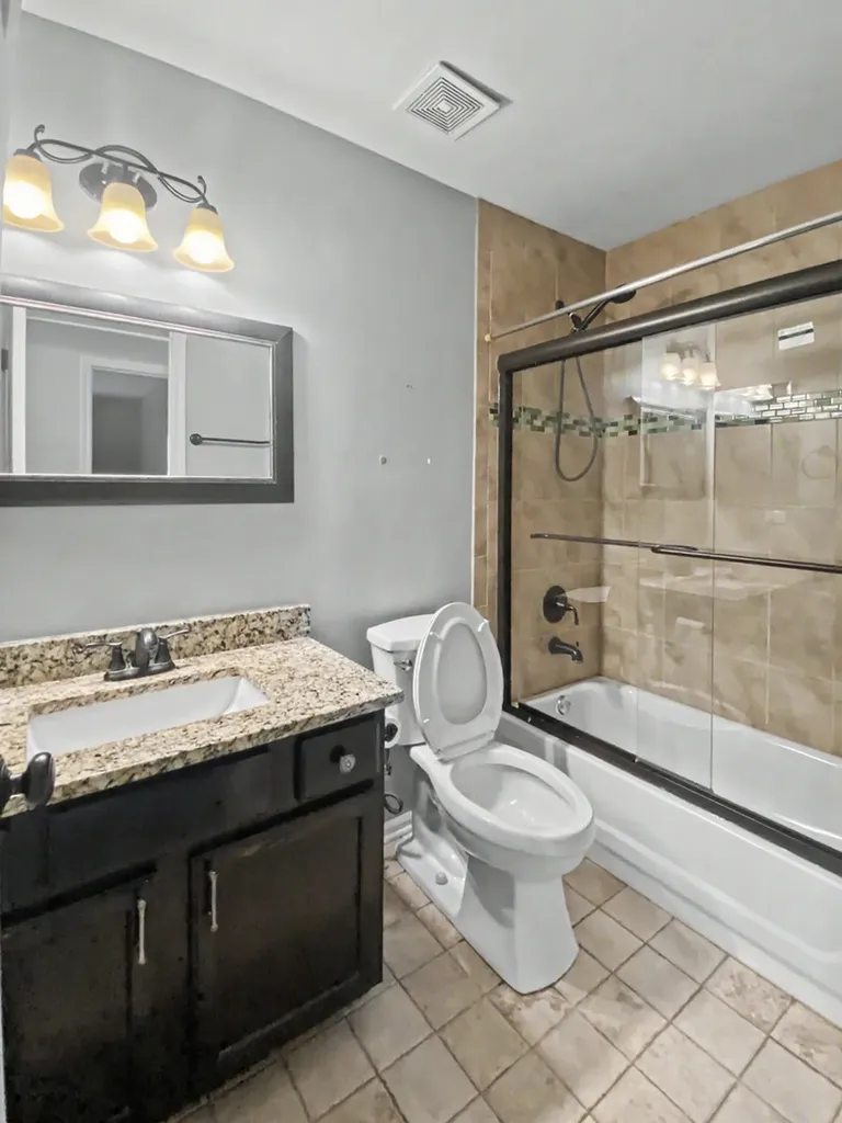 1213 Pennsbury Lane Aurora IL 60502