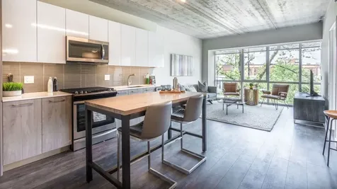 1743 North Leavitt Street Chicago IL 60647