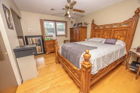 2105 Glenwood Avenue Joliet IL 60435