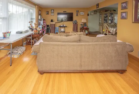 2105 Glenwood Avenue Joliet IL 60435