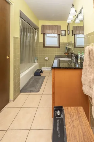 2105 Glenwood Avenue Joliet IL 60435