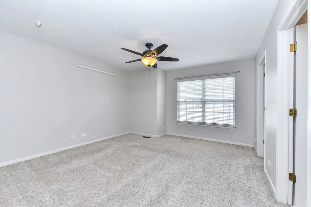 554 Declaration Lane Aurora IL 60502