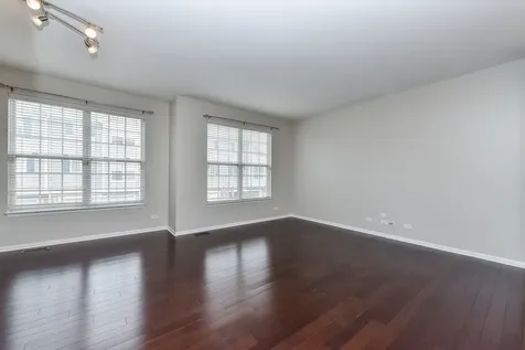 554 Declaration Lane Aurora IL 60502