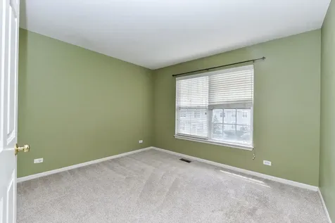 554 Declaration Lane Aurora IL 60502