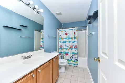 554 Declaration Lane Aurora IL 60502