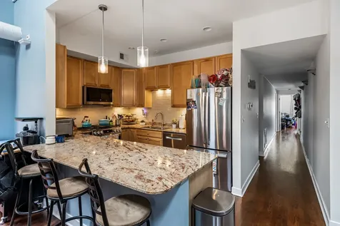 811 West Superior Street Chicago IL 60642