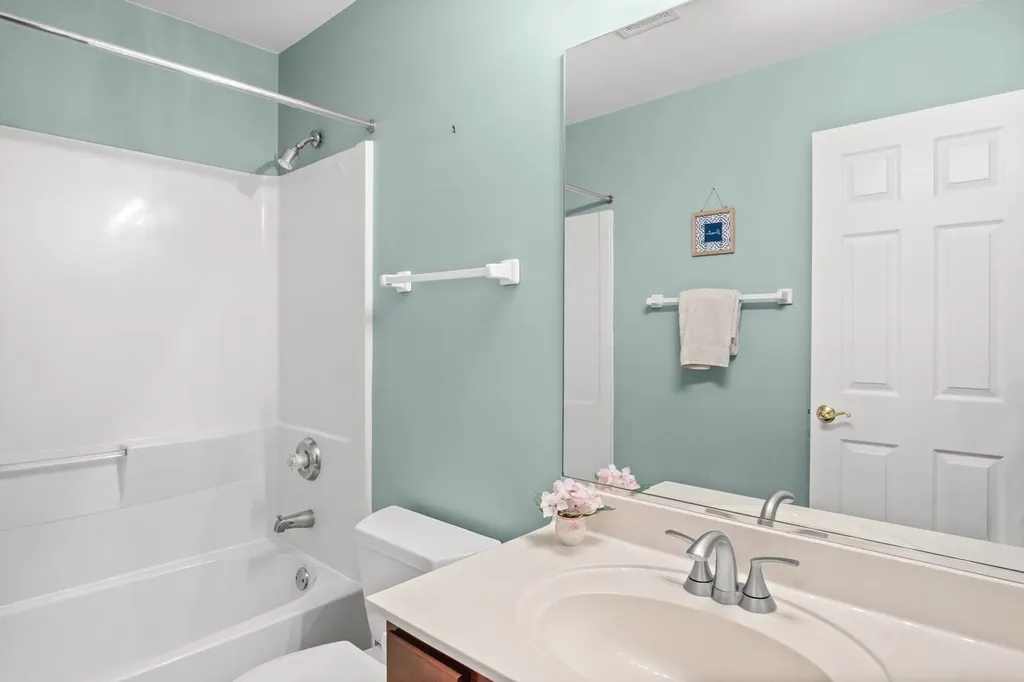 2222 Foxmoor Lane Aurora IL 60502