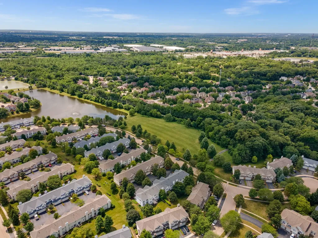 2222 Foxmoor Lane Aurora IL 60502