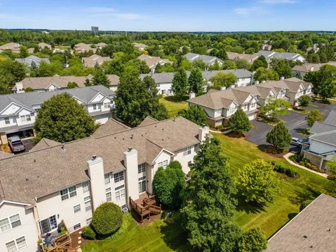 2222 Foxmoor Lane Aurora IL 60502