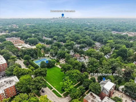 2536 Mcdaniel Avenue Evanston IL 60201