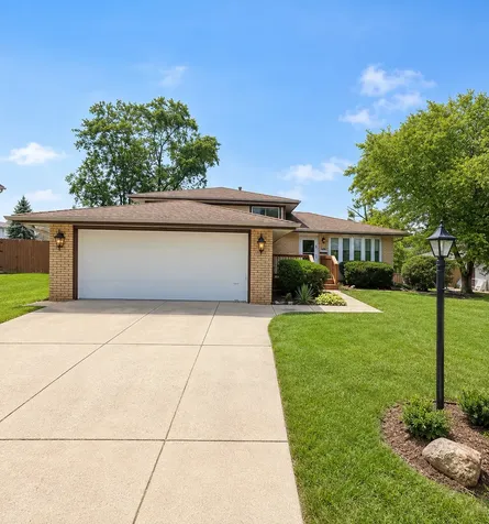 8808 South 85th Court Hickory Hills IL 60457