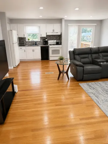 8808 South 85th Court Hickory Hills IL 60457
