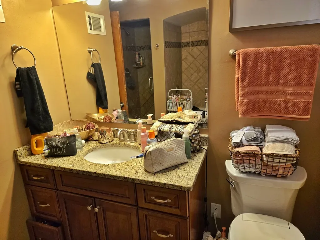 8059 South Sawyer Avenue Chicago IL 60652