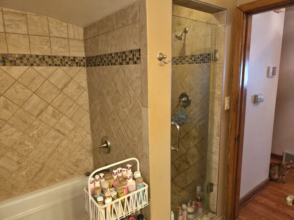 8059 South Sawyer Avenue Chicago IL 60652
