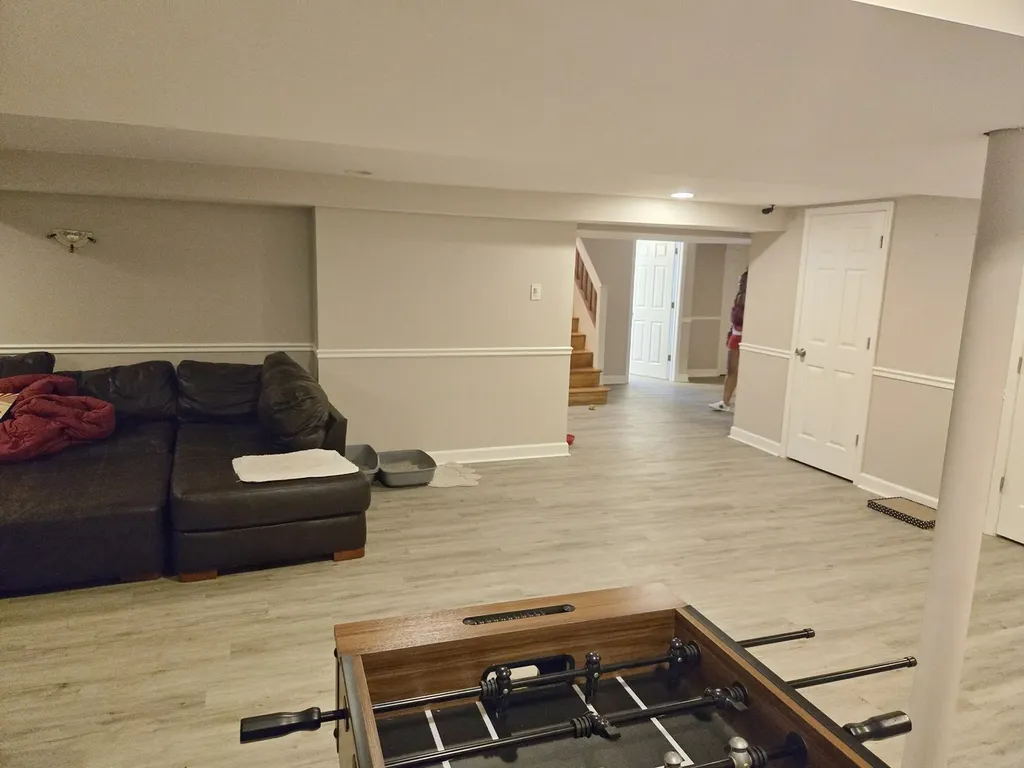8059 South Sawyer Avenue Chicago IL 60652