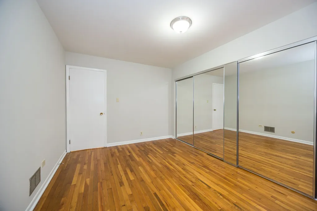 1122 West Altgeld Street Chicago IL 60614