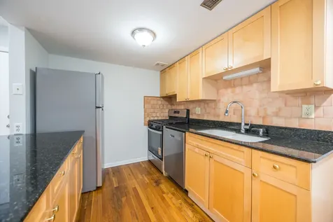 1122 West Altgeld Street Chicago IL 60614