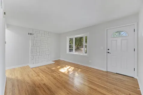 707 South Elmwood Avenue Waukegan IL 60085