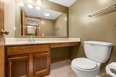 202 Mistwood Lane North Aurora IL 60542
