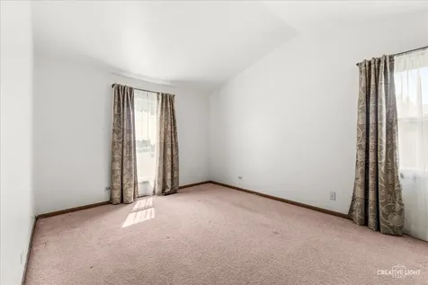 202 Mistwood Lane North Aurora IL 60542