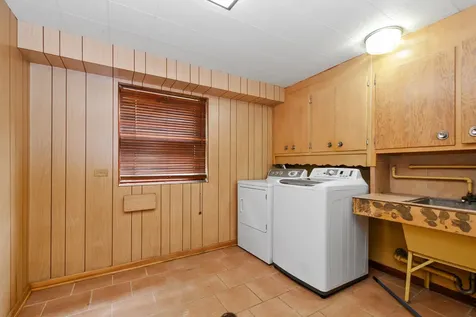 6238 West 63rd Street Chicago IL 60638