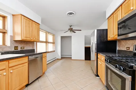 6238 West 63rd Street Chicago IL 60638