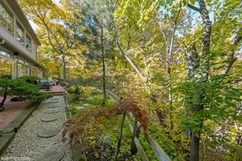 235 Moraine Road Highland Park IL 60035