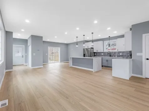 3548 Clinton Avenue Berwyn IL 60402