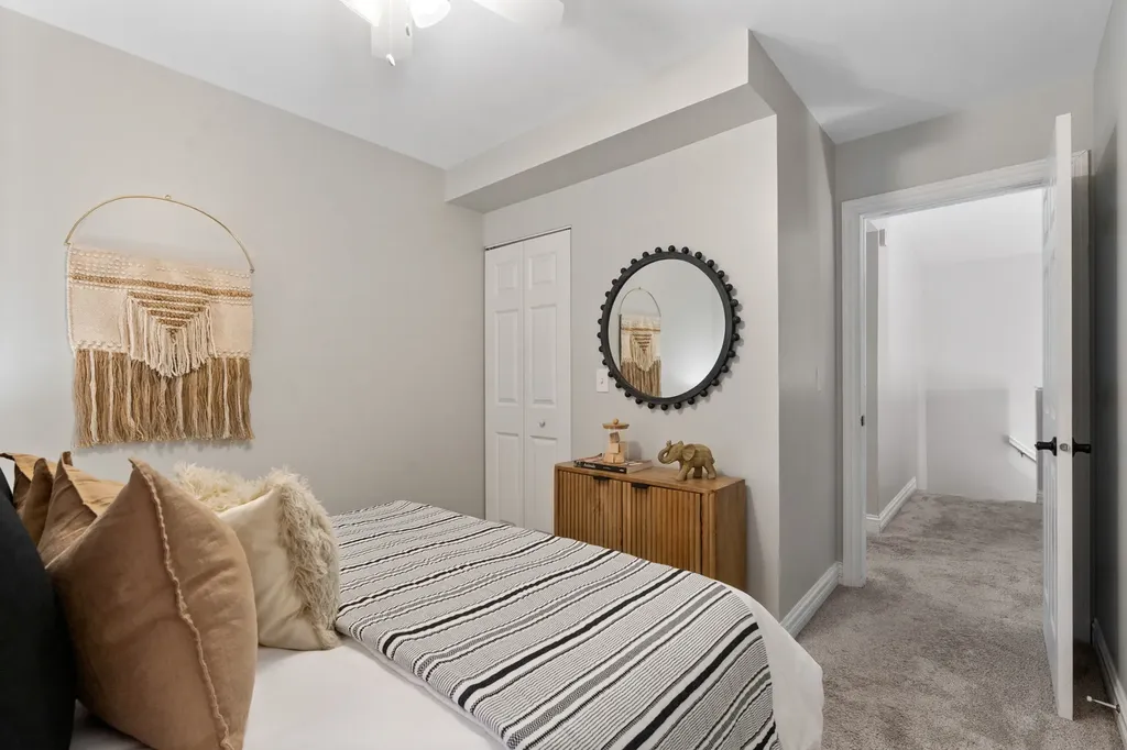 2843 North Lincoln Avenue Chicago IL 60657